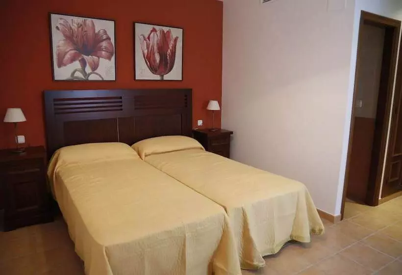 پانسیون Hostal Caballero