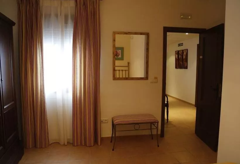 پانسیون Hostal Caballero