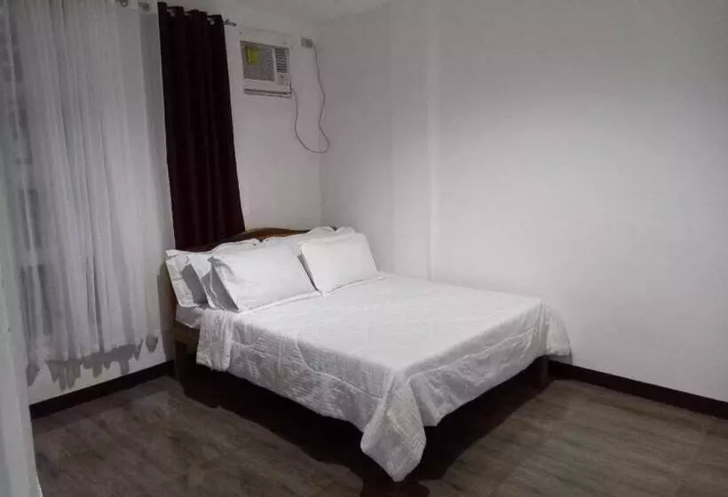 Retkeilymaja Nellie S Place