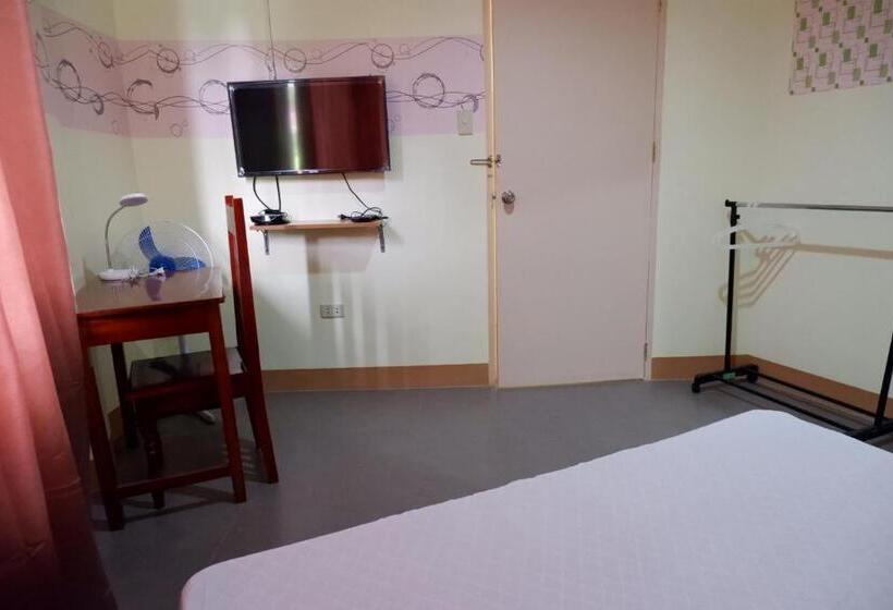 Szálló Nellie S Place