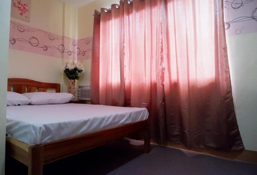 Szálló Nellie S Place