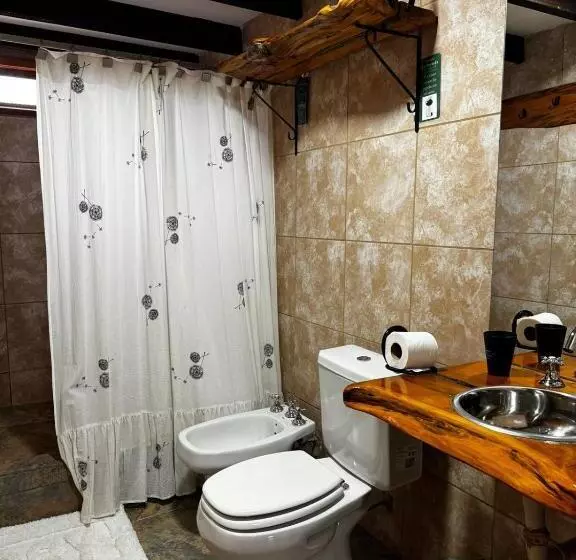 Retkeilymaja Hostería La Portada