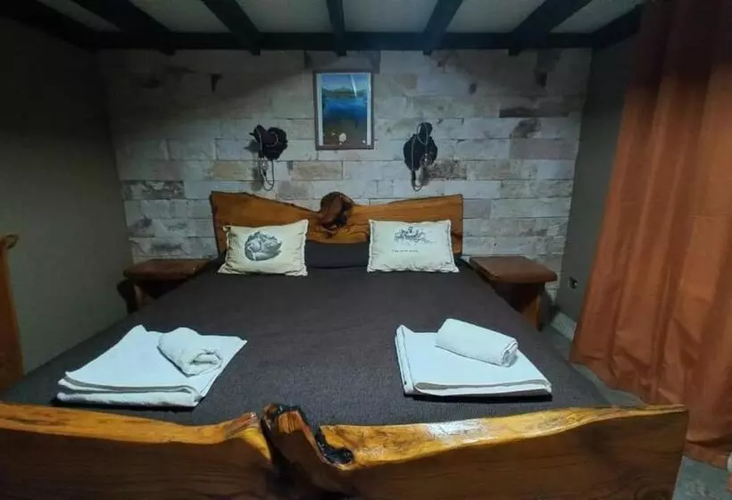 Retkeilymaja Hostería La Portada