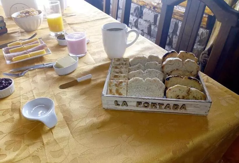 Retkeilymaja Hostería La Portada