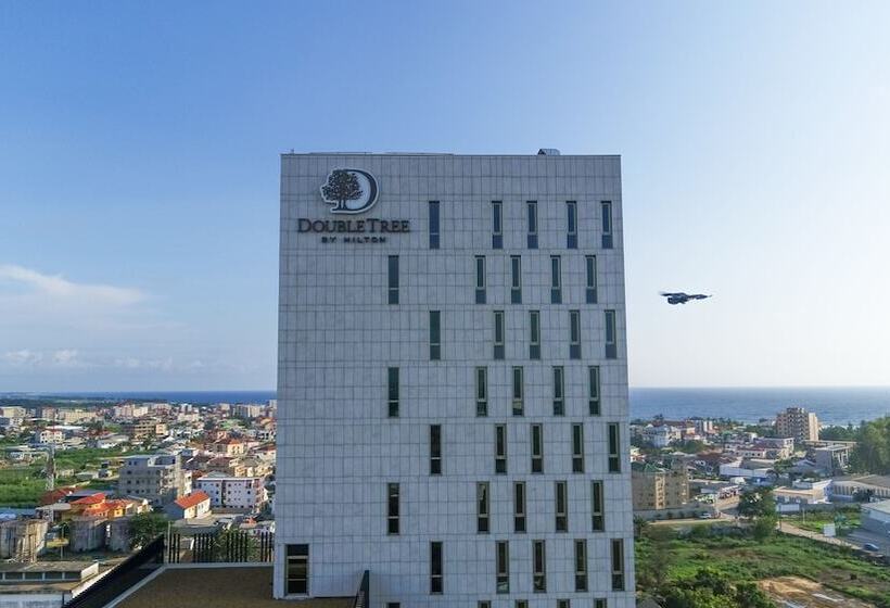 Hotell Doubletree By Hilton Pointenoire