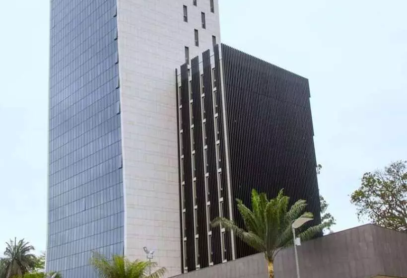 هتل Doubletree By Hilton Pointenoire