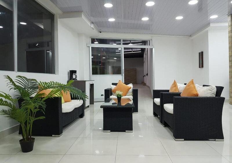 فندق Milán Costa Rica