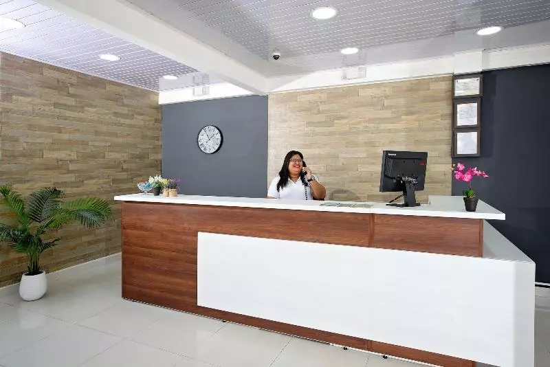 هتل Milán Costa Rica