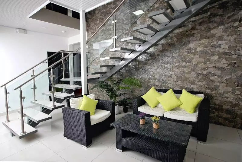 هتل Milán Costa Rica