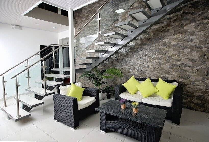 فندق Milán Costa Rica