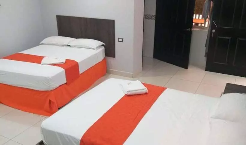 هتل Milán Costa Rica