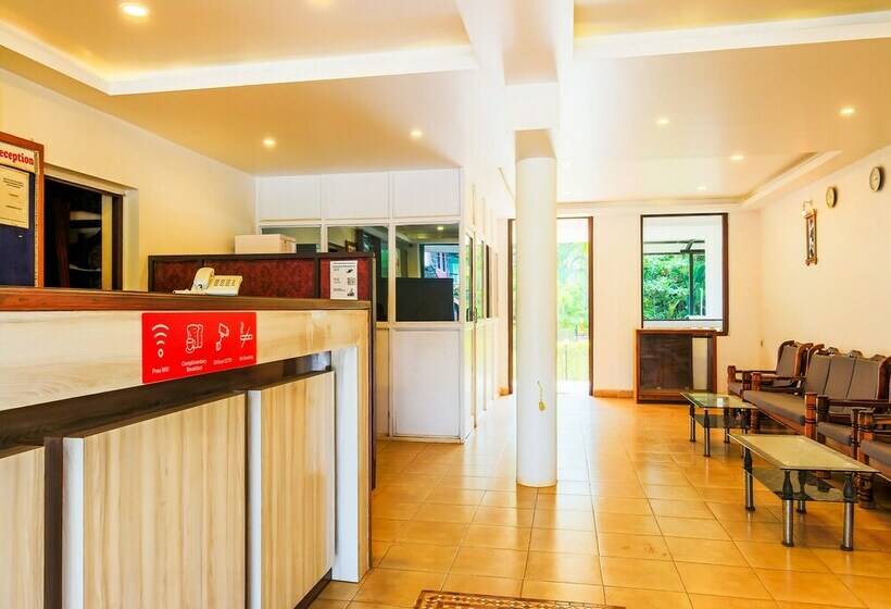 호텔 Oyo 19953 Morjim Beach Resort