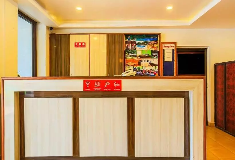 ホテル Oyo 19953 Morjim Beach Resort