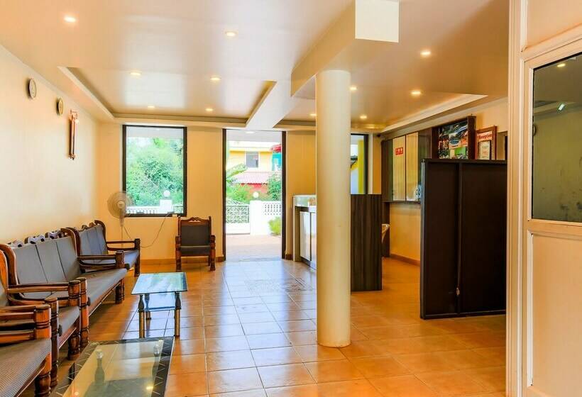 호텔 Oyo 19953 Morjim Beach Resort