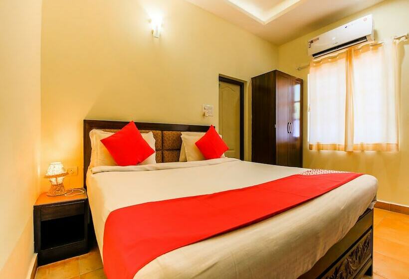 호텔 Oyo 19953 Morjim Beach Resort