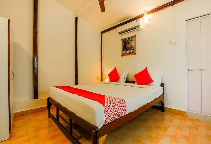 호텔 Oyo 19953 Morjim Beach Resort