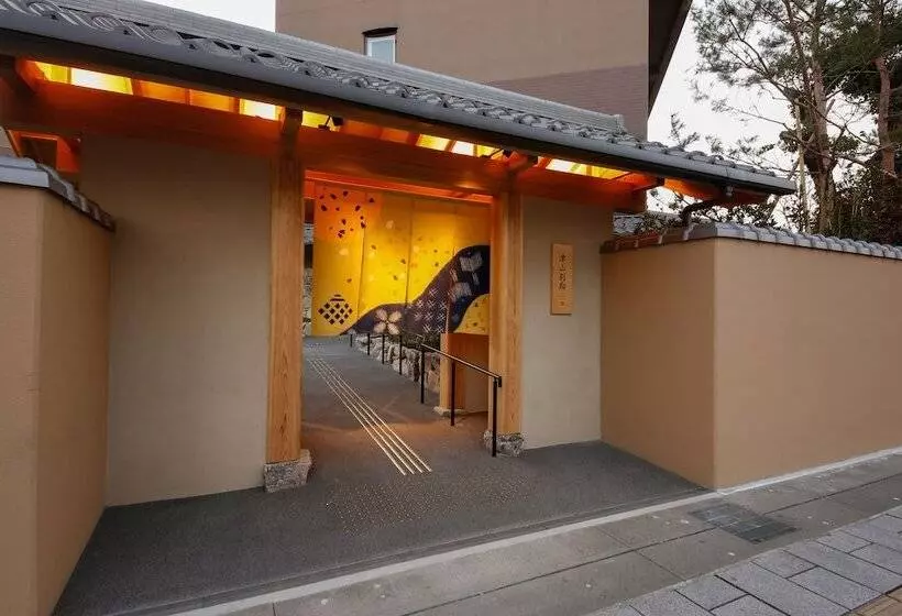 Hotelli The Shiroyama Terrace Tsuyama Villa