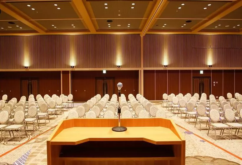 Hotelli The Shiroyama Terrace Tsuyama Villa