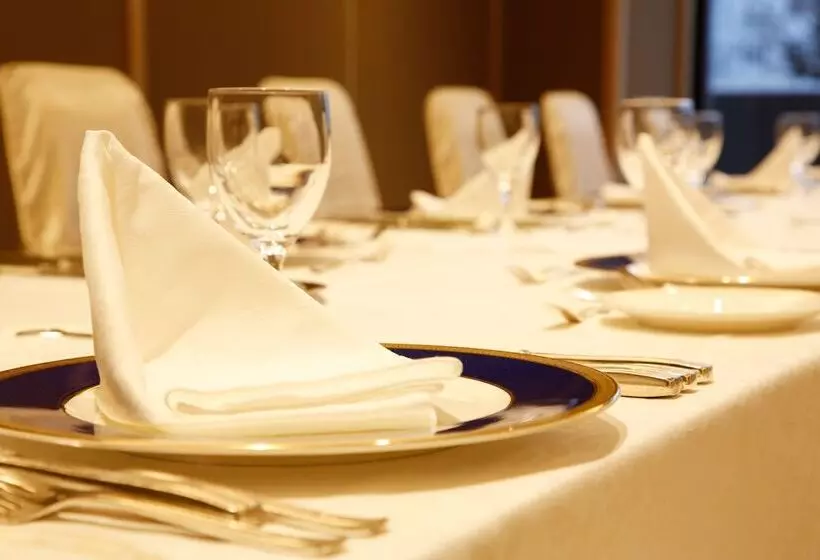 Hotelli The Shiroyama Terrace Tsuyama Villa