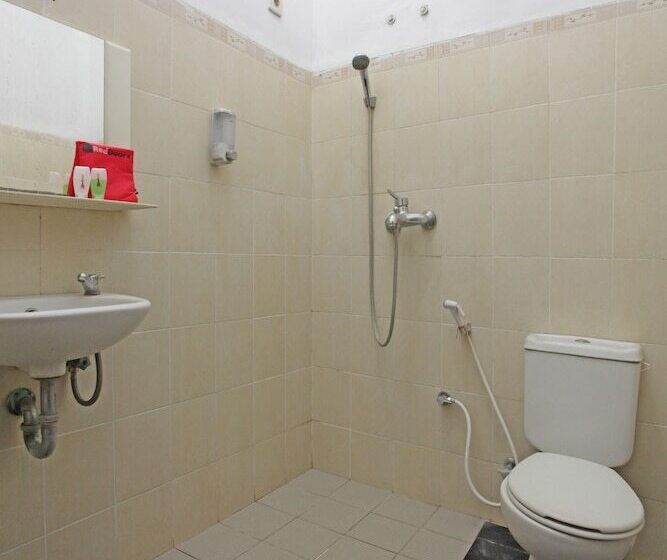 بنسيون Reddoorz @ Soekarno Hatta 2