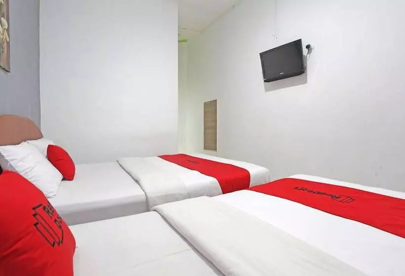 ペンション Reddoorz @ Soekarno Hatta 2