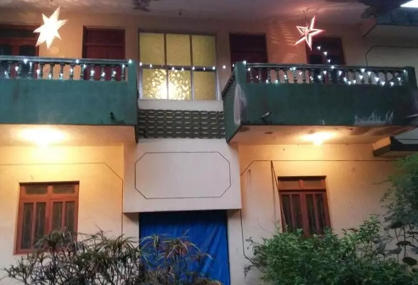 Majatalo J & B Holiday Homes