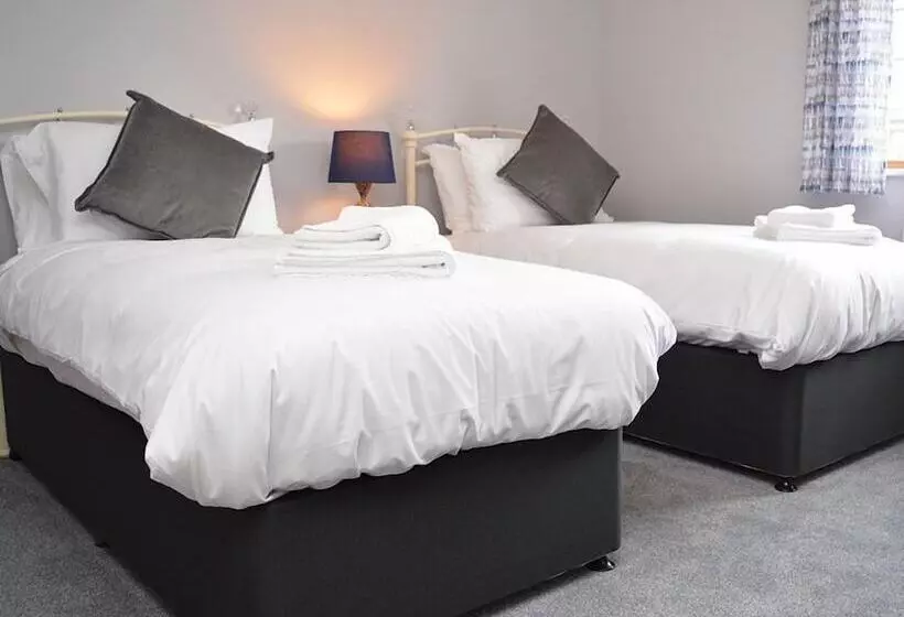 Aamiaismajoitus (B&B) Dog & Crook Braishfield