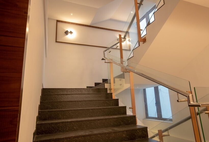 فندق Span International