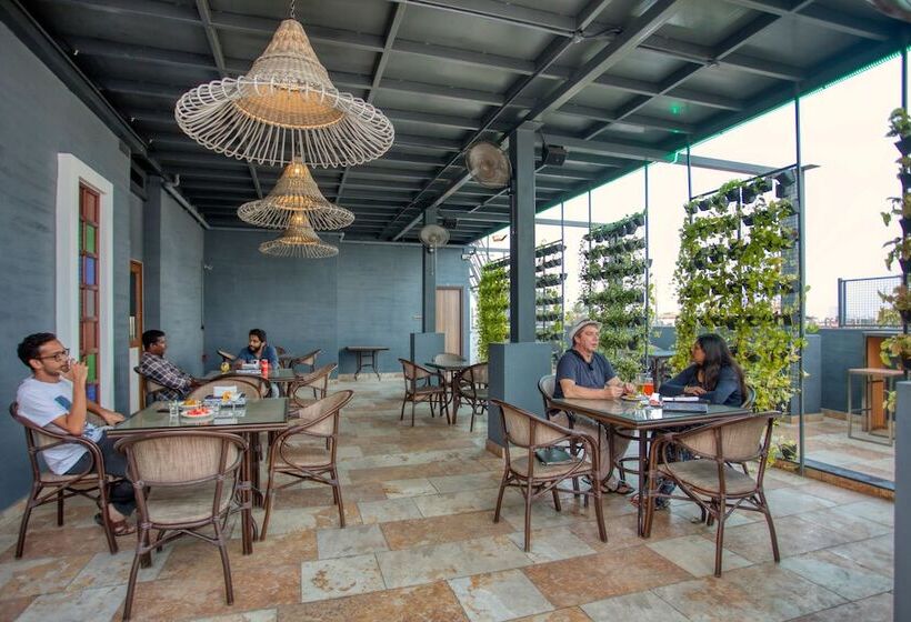 فندق Span International