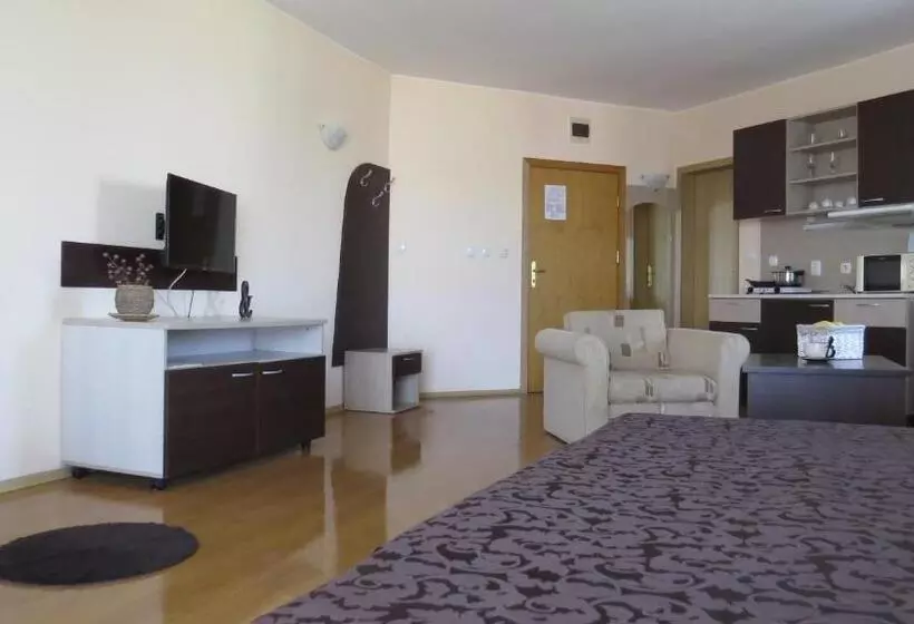 Apart Hotel Vechna R