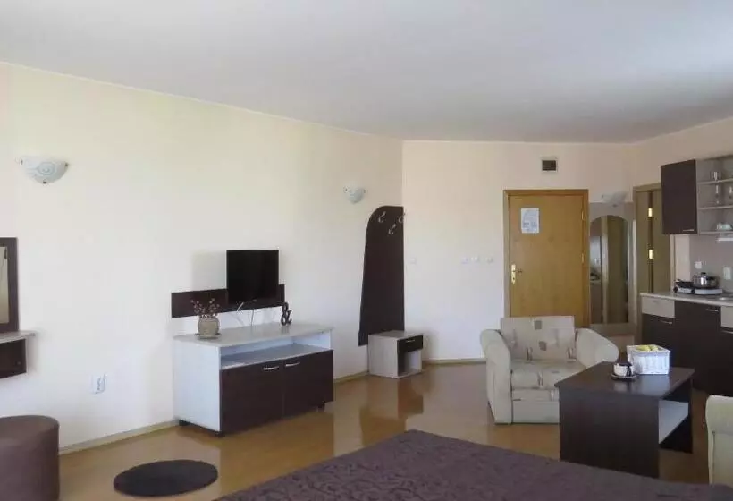 Apart Hotel Vechna R