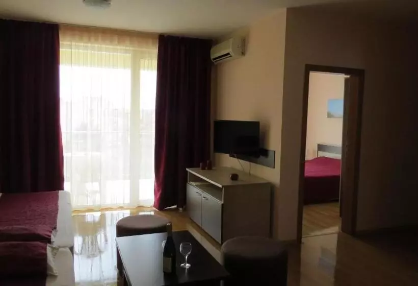 Apart Hotel Vechna R