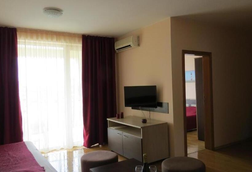 Apart Hotel Vechna R