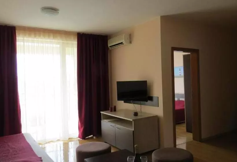 Apart Hotel Vechna R