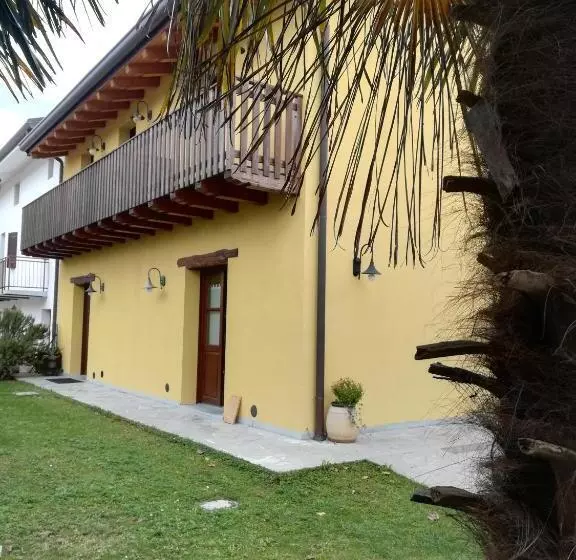 ホテル Agriturismo La Di Buiat