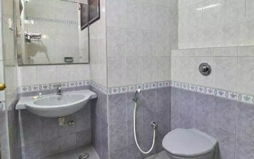 هتل Legend S Inn