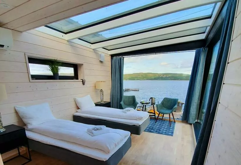 Jarfjord Sea Resort Kirkenes