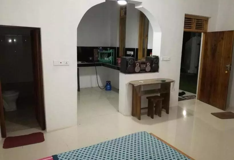 پانسیون 20 House Villa