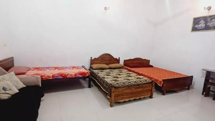 پانسیون 20 House Villa