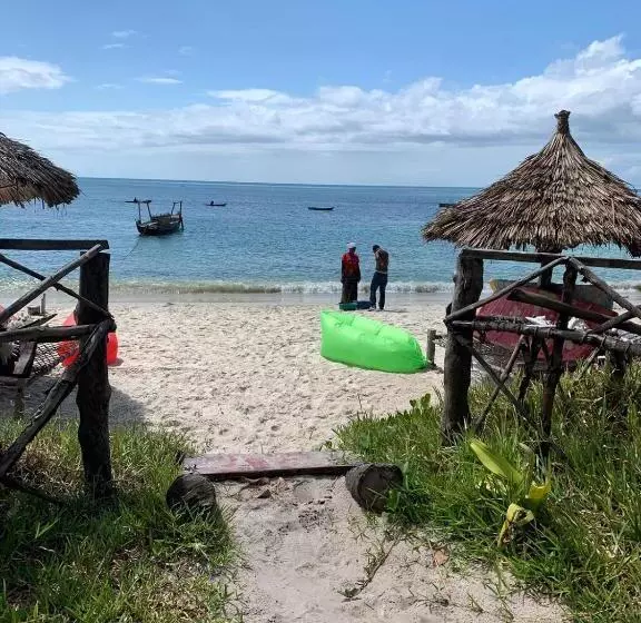 Hotelli Juani Beach Bungalows