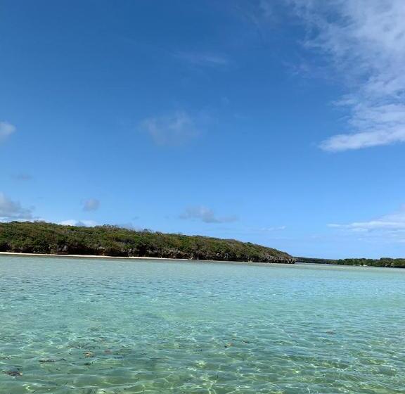 Отель Juani Beach Bungalows