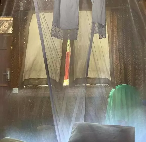 Hotelli Juani Beach Bungalows