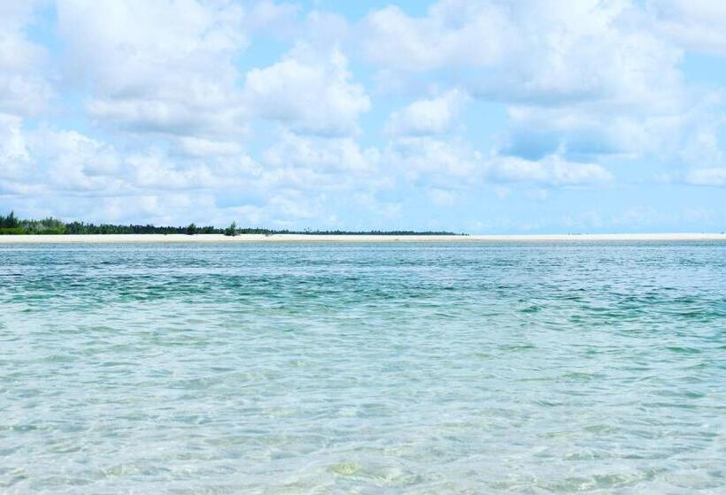 Отель Juani Beach Bungalows