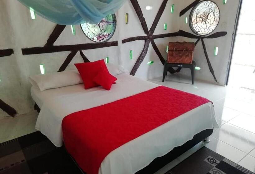 پانسیون Payande  Tatacoa