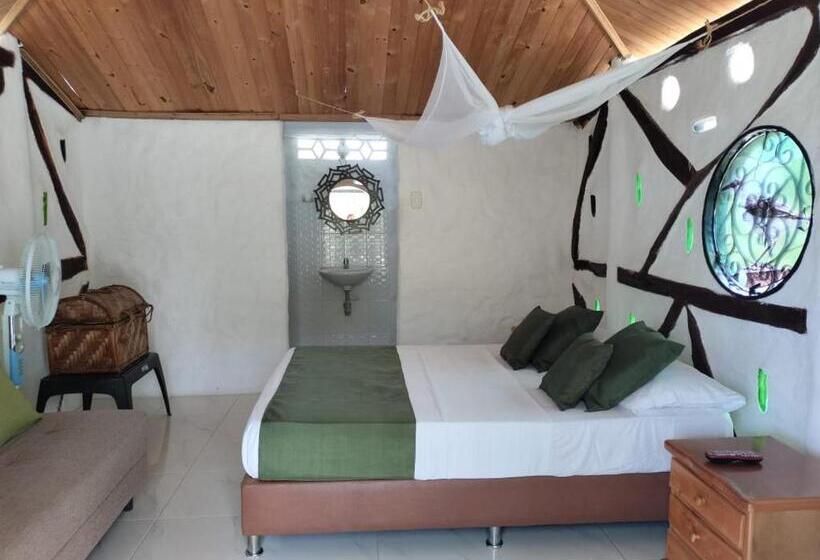 پانسیون Payande  Tatacoa