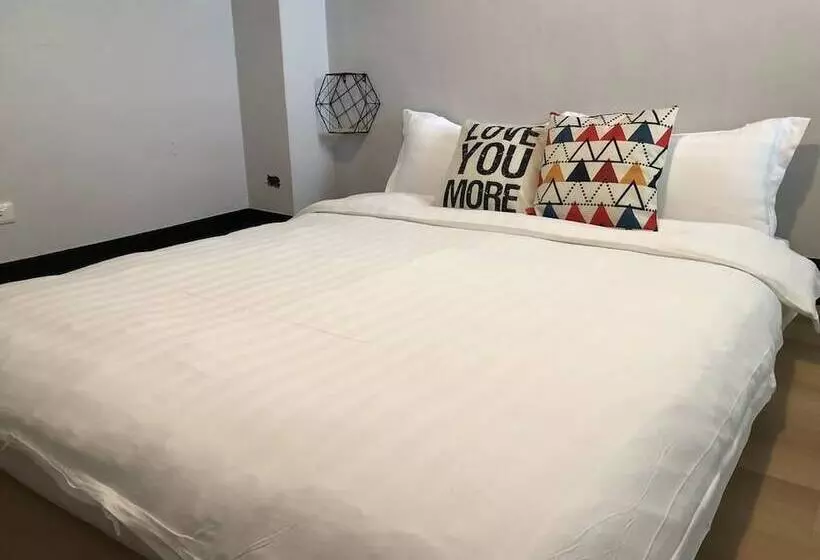 هاستل 湘品旅館xiang Pin Hotel 有人旅宿東大門夜市湘品館 無電梯無電視 訂房後請注意訊息加line聯繫我