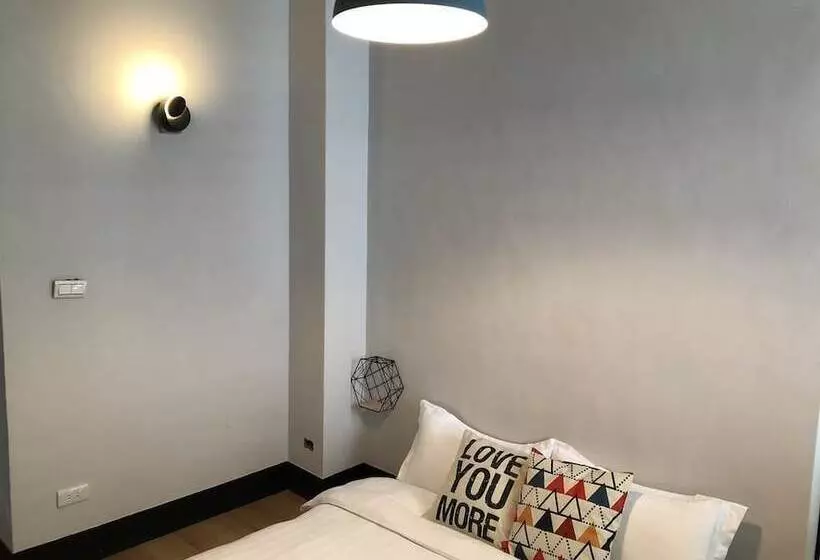 هاستل 湘品旅館xiang Pin Hotel 有人旅宿東大門夜市湘品館 無電梯無電視 訂房後請注意訊息加line聯繫我