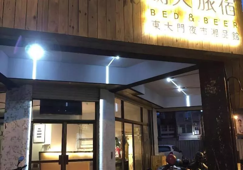 هاستل 湘品旅館xiang Pin Hotel 有人旅宿東大門夜市湘品館 無電梯無電視 訂房後請注意訊息加line聯繫我
