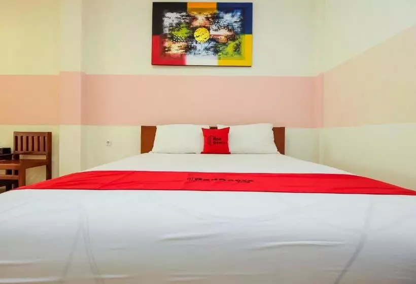 ペンション Reddoorz Near Jalan Jendral Sudirman Manado