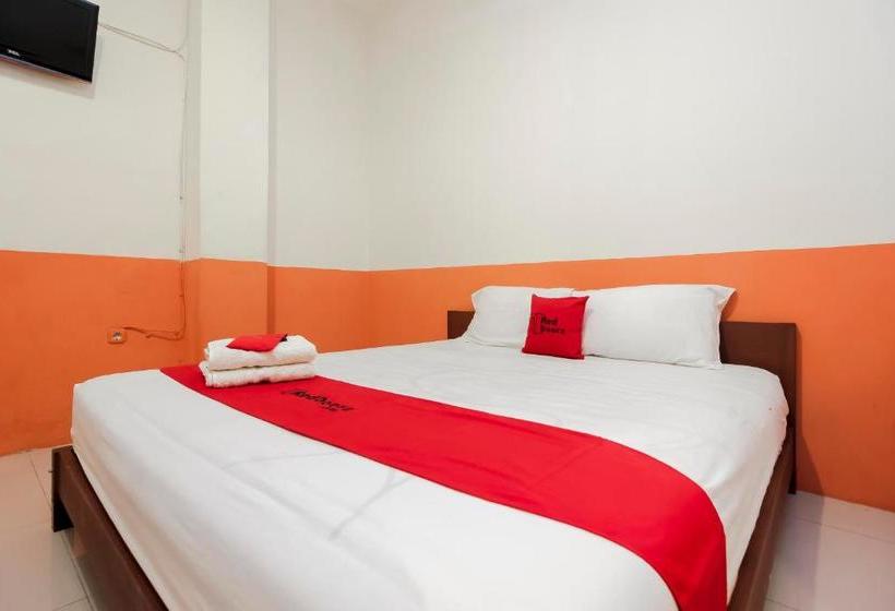 Pensjonat Reddoorz Near Jalan Jendral Sudirman Manado